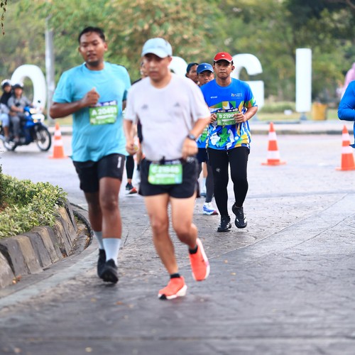 Race photo from SURABAYA ISOPLUS MARATHON 2026