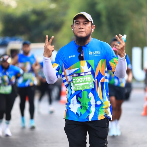 Race photo from SURABAYA ISOPLUS MARATHON 2026