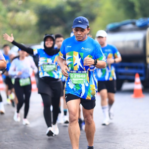 Race photo from SURABAYA ISOPLUS MARATHON 2026