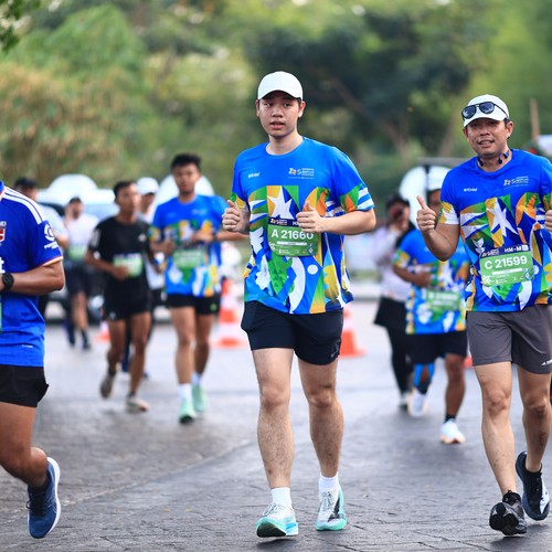 Race photo from SURABAYA ISOPLUS MARATHON 2026