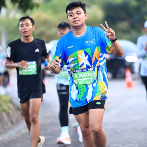 Race photo from SURABAYA ISOPLUS MARATHON 2026