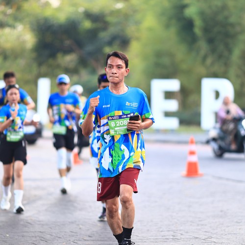 Race photo from SURABAYA ISOPLUS MARATHON 2026