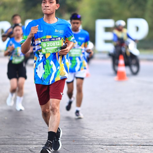 Race photo from SURABAYA ISOPLUS MARATHON 2026