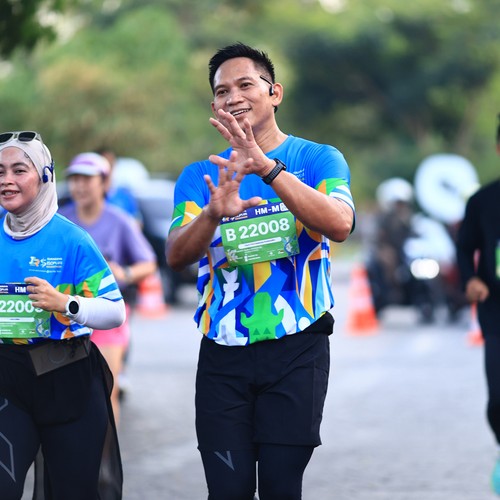 Race photo from SURABAYA ISOPLUS MARATHON 2026