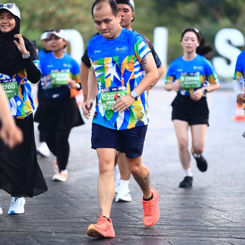 Race photo from SURABAYA ISOPLUS MARATHON 2026