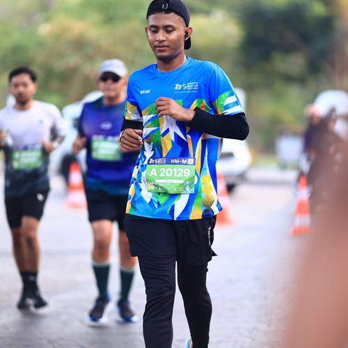 Race photo from SURABAYA ISOPLUS MARATHON 2026