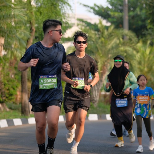 Race photo from SURABAYA ISOPLUS MARATHON 2026