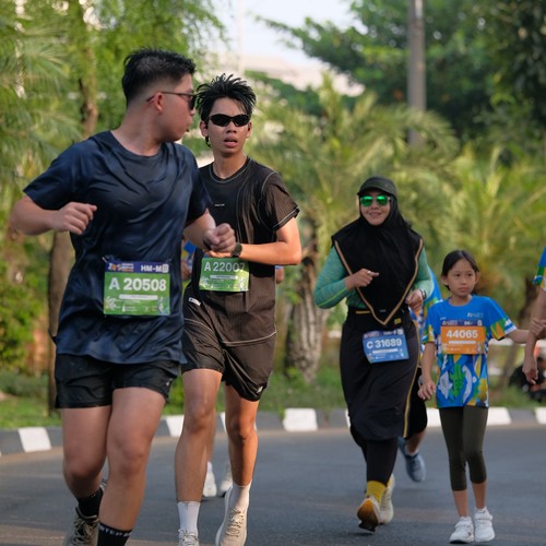 Race photo from SURABAYA ISOPLUS MARATHON 2026