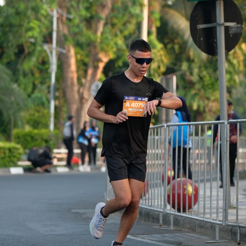 Race photo from SURABAYA ISOPLUS MARATHON 2026