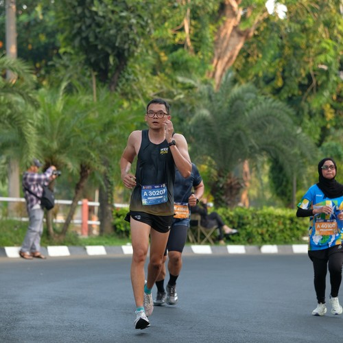 Race photo from SURABAYA ISOPLUS MARATHON 2026
