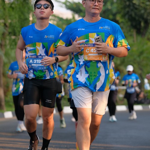 Race photo from SURABAYA ISOPLUS MARATHON 2026