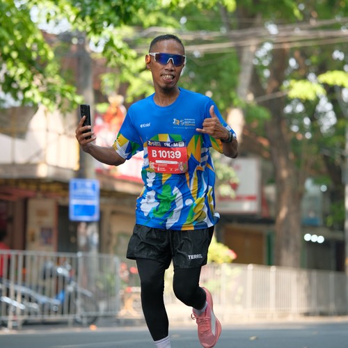 Race photo from SURABAYA ISOPLUS MARATHON 2026