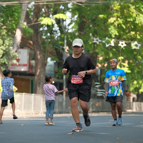 Race photo from SURABAYA ISOPLUS MARATHON 2026