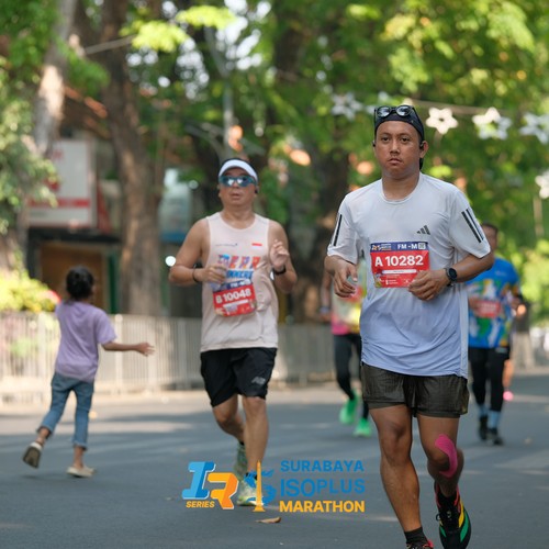 Race photo from SURABAYA ISOPLUS MARATHON 2026