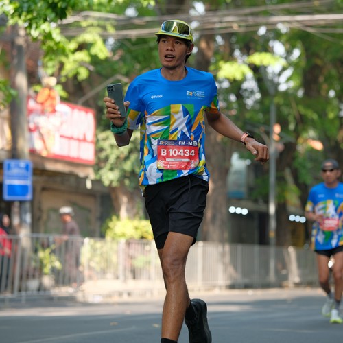 Race photo from SURABAYA ISOPLUS MARATHON 2026