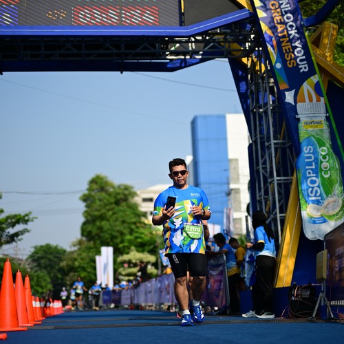 Race photo from SURABAYA ISOPLUS MARATHON 2026
