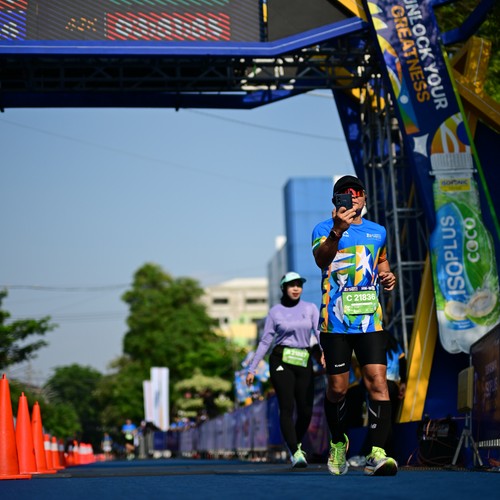 Race photo from SURABAYA ISOPLUS MARATHON 2026