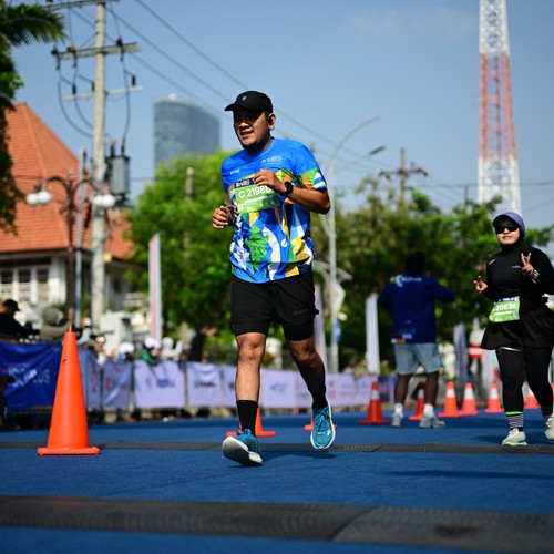 Race photo from SURABAYA ISOPLUS MARATHON 2026