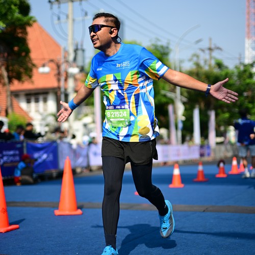 Race photo from SURABAYA ISOPLUS MARATHON 2026
