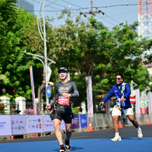 Race photo from SURABAYA ISOPLUS MARATHON 2026