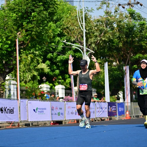 Race photo from SURABAYA ISOPLUS MARATHON 2026