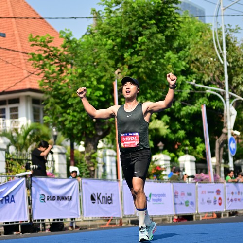 Race photo from SURABAYA ISOPLUS MARATHON 2026