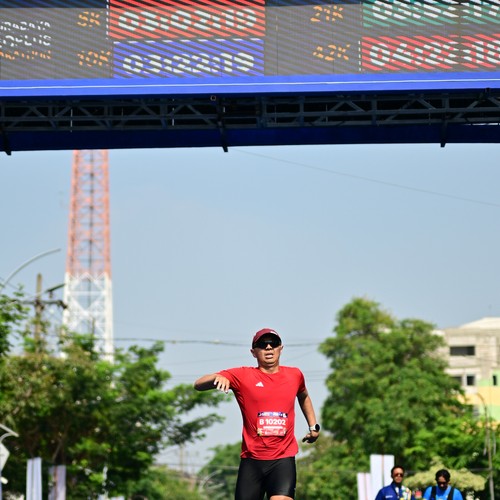 Race photo from SURABAYA ISOPLUS MARATHON 2026