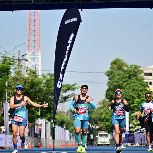 Race photo from SURABAYA ISOPLUS MARATHON 2026