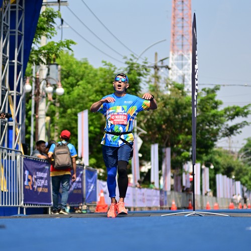 Race photo from SURABAYA ISOPLUS MARATHON 2026