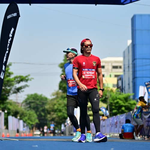 Race photo from SURABAYA ISOPLUS MARATHON 2026