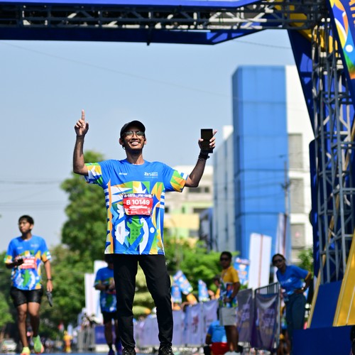 Race photo from SURABAYA ISOPLUS MARATHON 2026