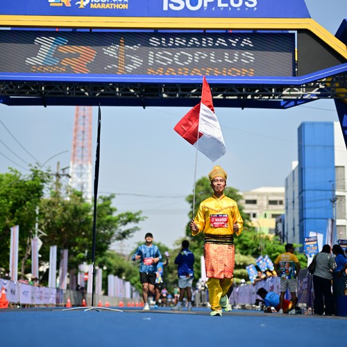 Race photo from SURABAYA ISOPLUS MARATHON 2026