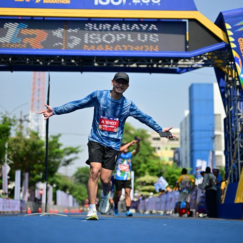 Race photo from SURABAYA ISOPLUS MARATHON 2026