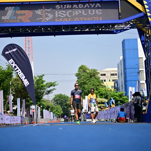 Race photo from SURABAYA ISOPLUS MARATHON 2026