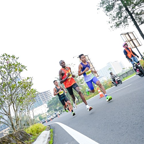 Race photo from BOGORUN 2026