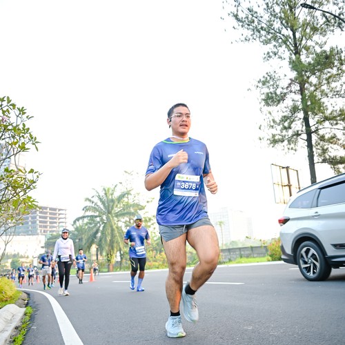 Race photo from BOGORUN 2026