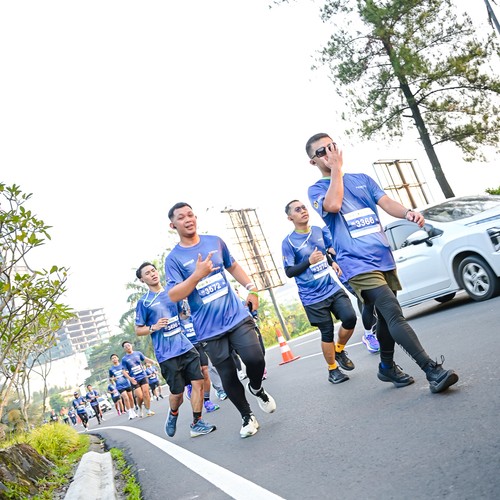 Race photo from BOGORUN 2026
