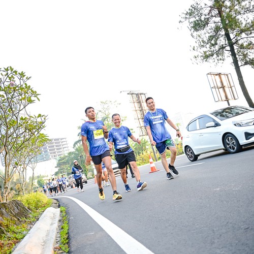 Race photo from BOGORUN 2026