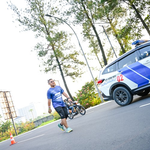 Race photo from BOGORUN 2026
