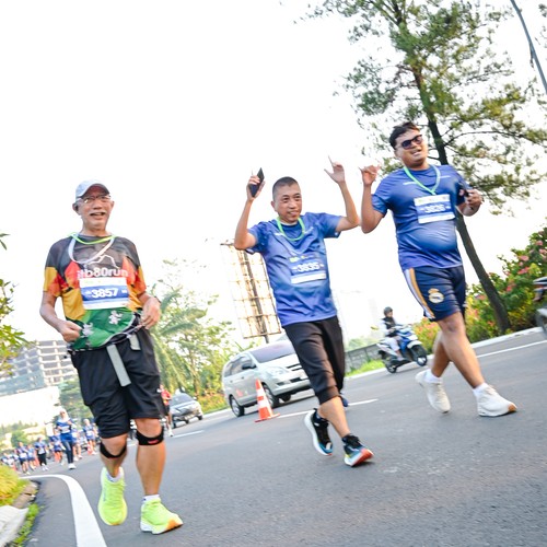 Race photo from BOGORUN 2026