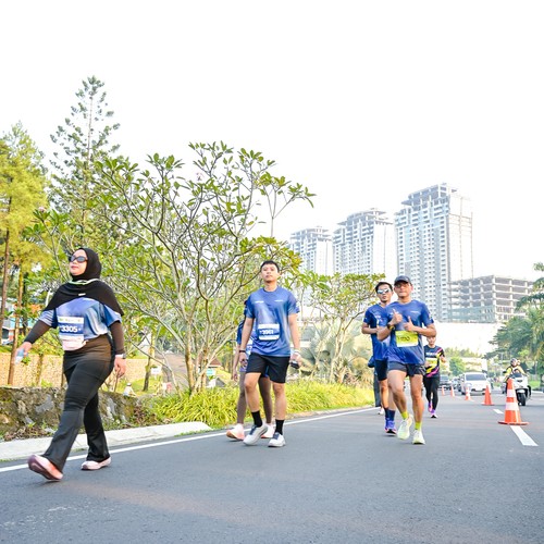 Race photo from BOGORUN 2026
