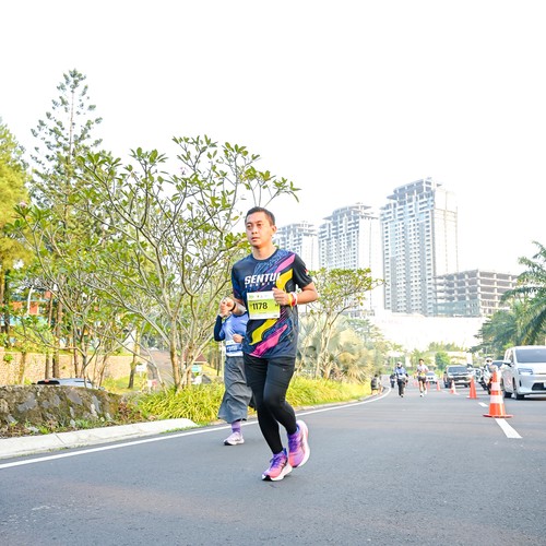 Race photo from BOGORUN 2026