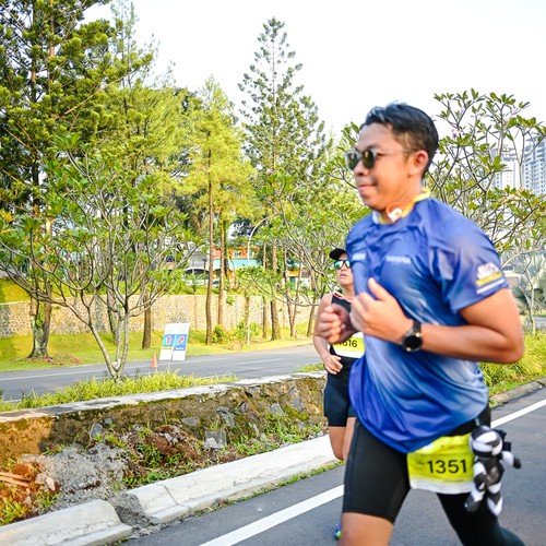 Race photo from BOGORUN 2026