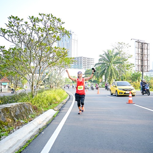 Race photo from BOGORUN 2026