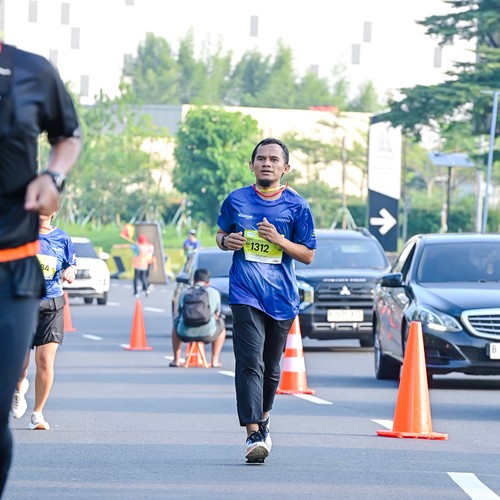 Race photo from BOGORUN 2026