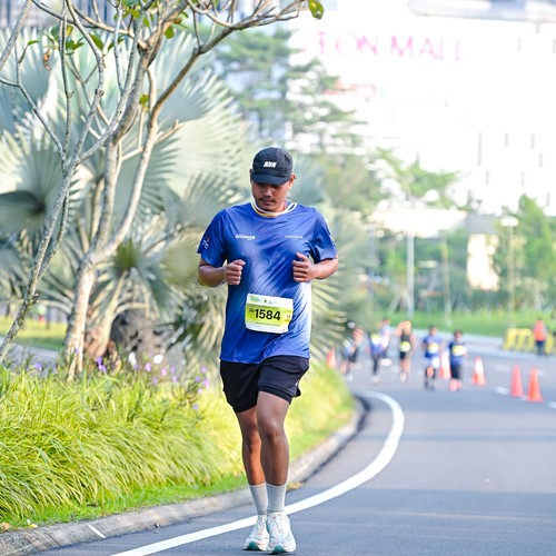 Race photo from BOGORUN 2026