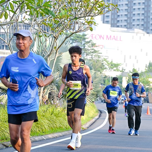 Race photo from BOGORUN 2026