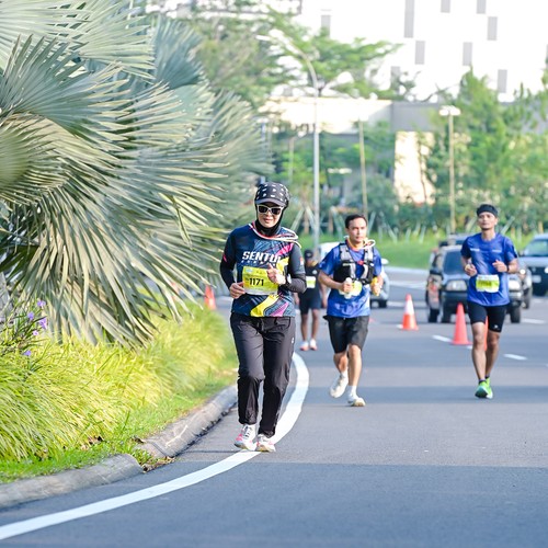 Race photo from BOGORUN 2026