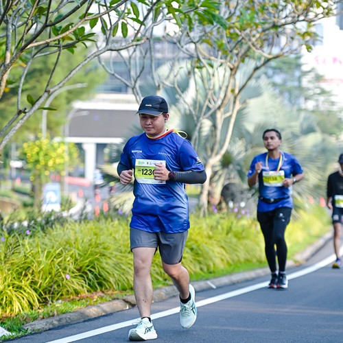 Race photo from BOGORUN 2026