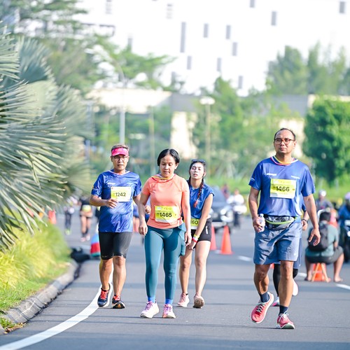 Race photo from BOGORUN 2026